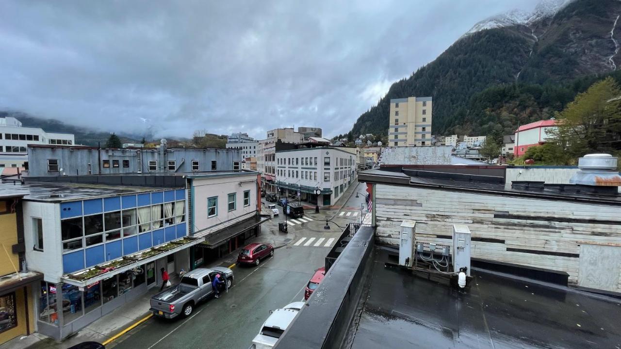 Alaskan Hotel And Bar Juneau Exterior photo