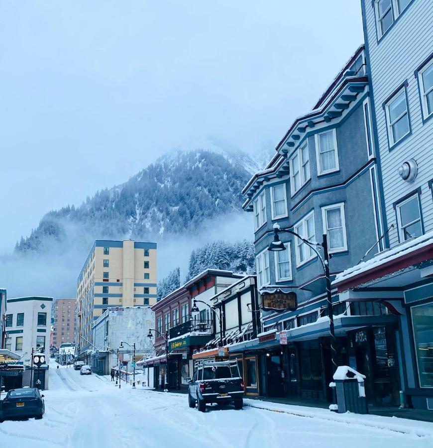 Alaskan Hotel And Bar Juneau Exterior photo